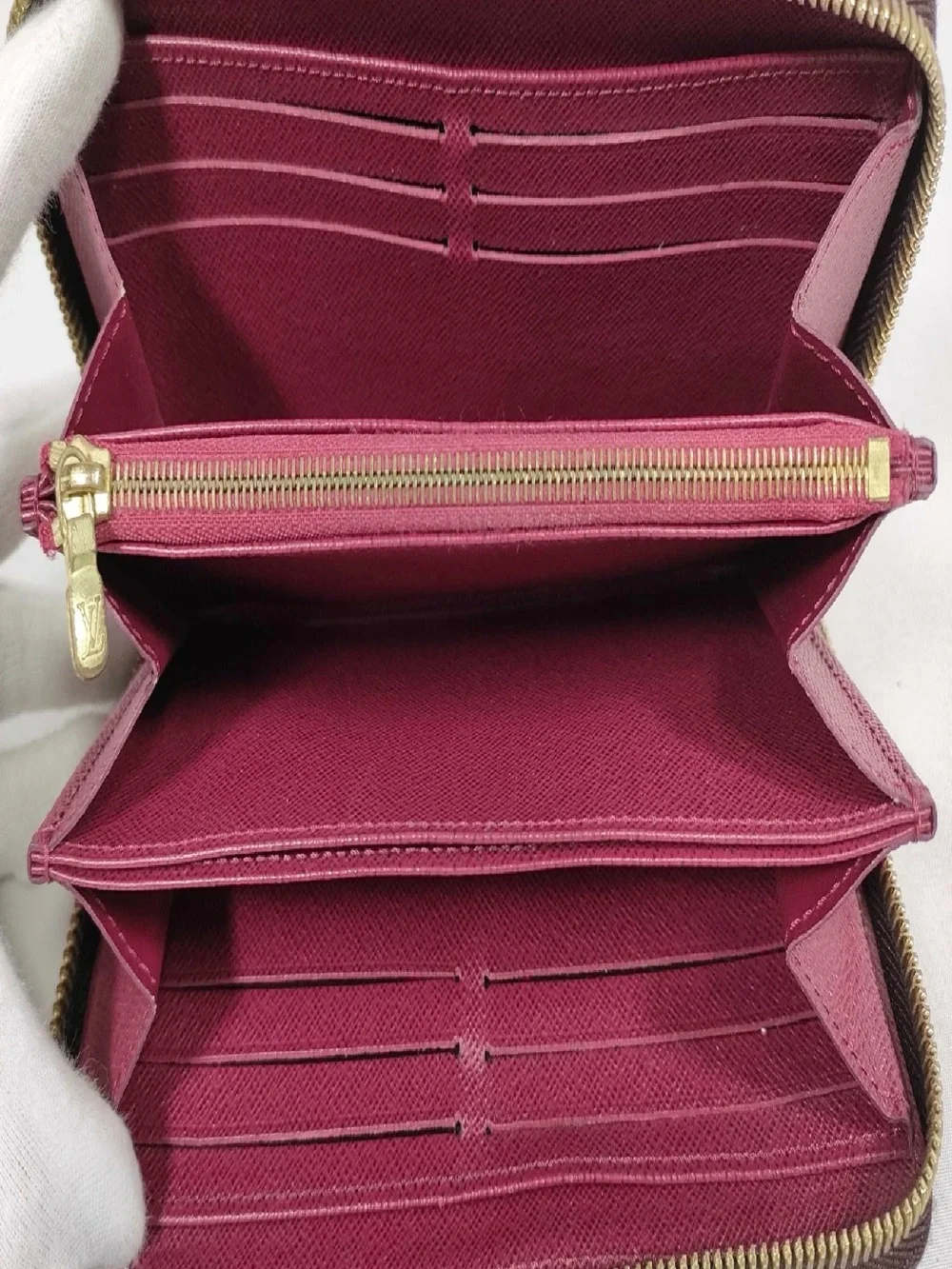 Louis Vuitton Monogram Canvas Zippy Wallet in Brown